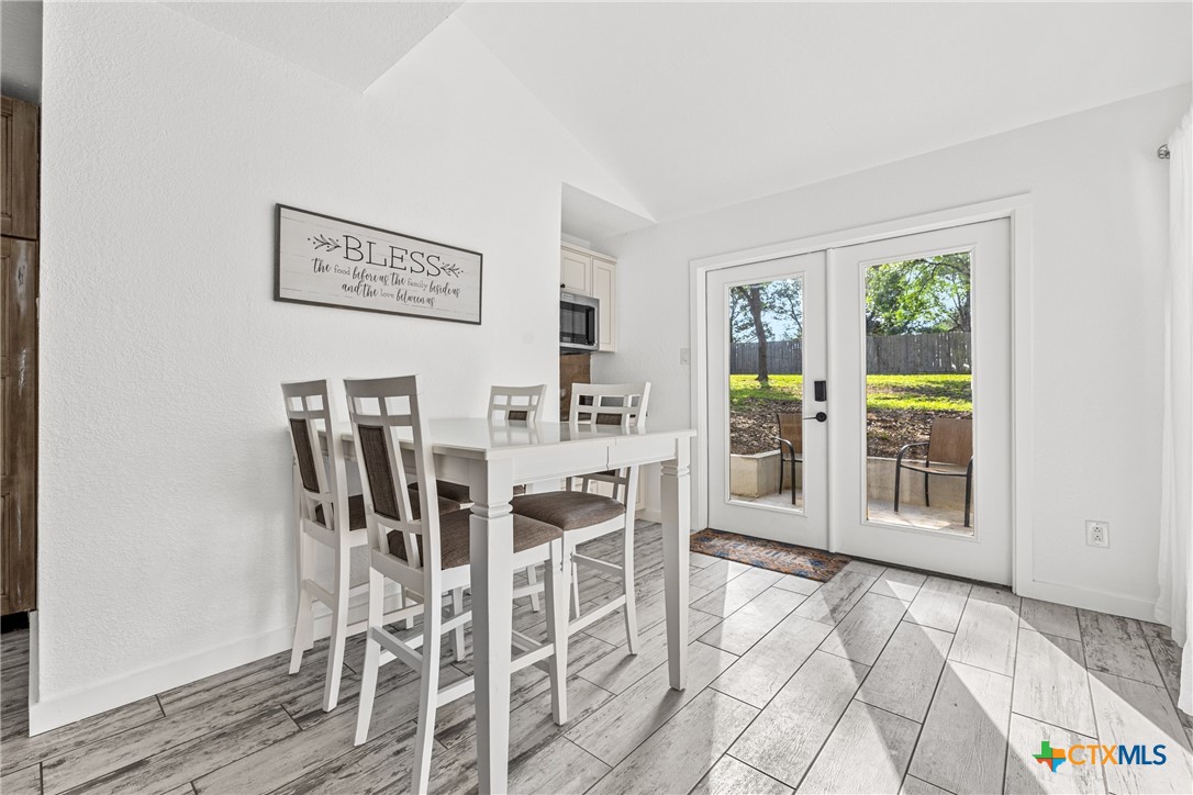 1213 Indian Trail