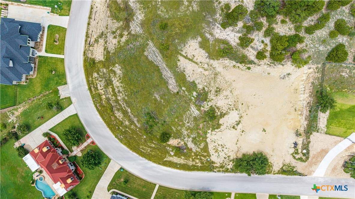 3423 Shoreline Drive