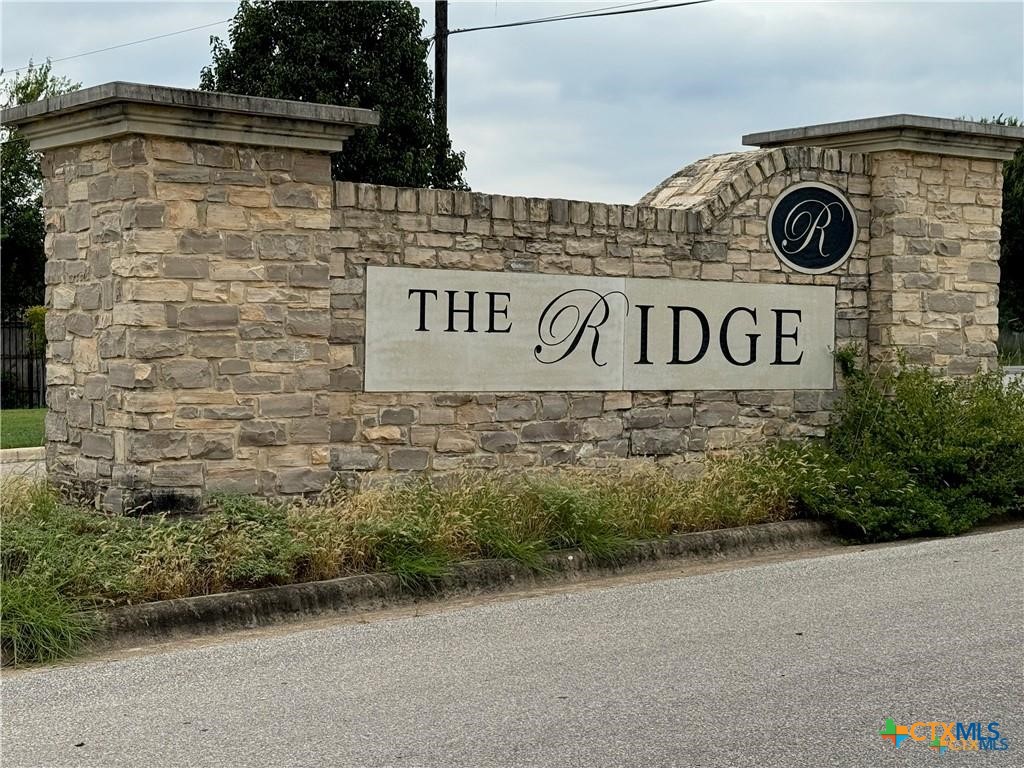 3423 Shoreline Drive