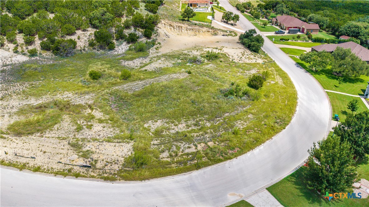 3423 Shoreline Drive