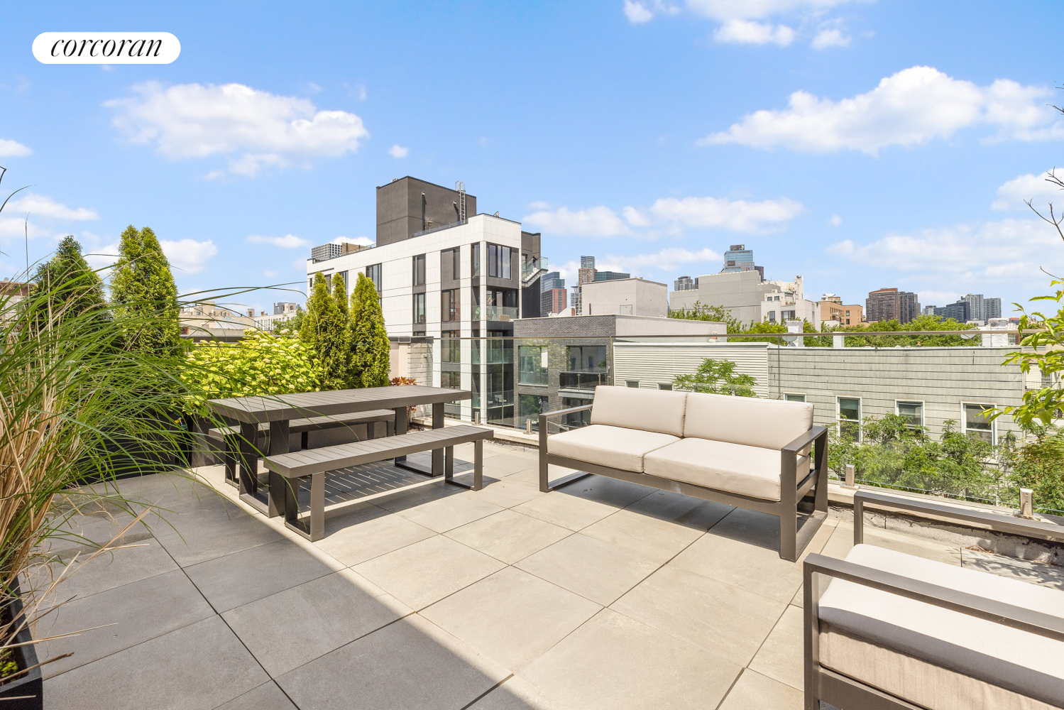 184 HURON Street 4