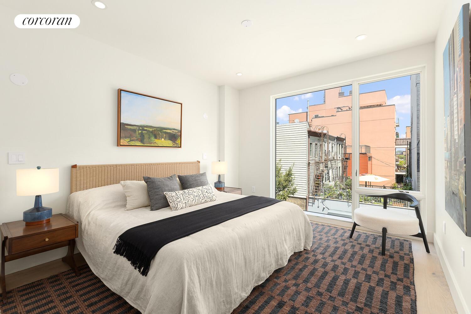269 ECKFORD Street 4A