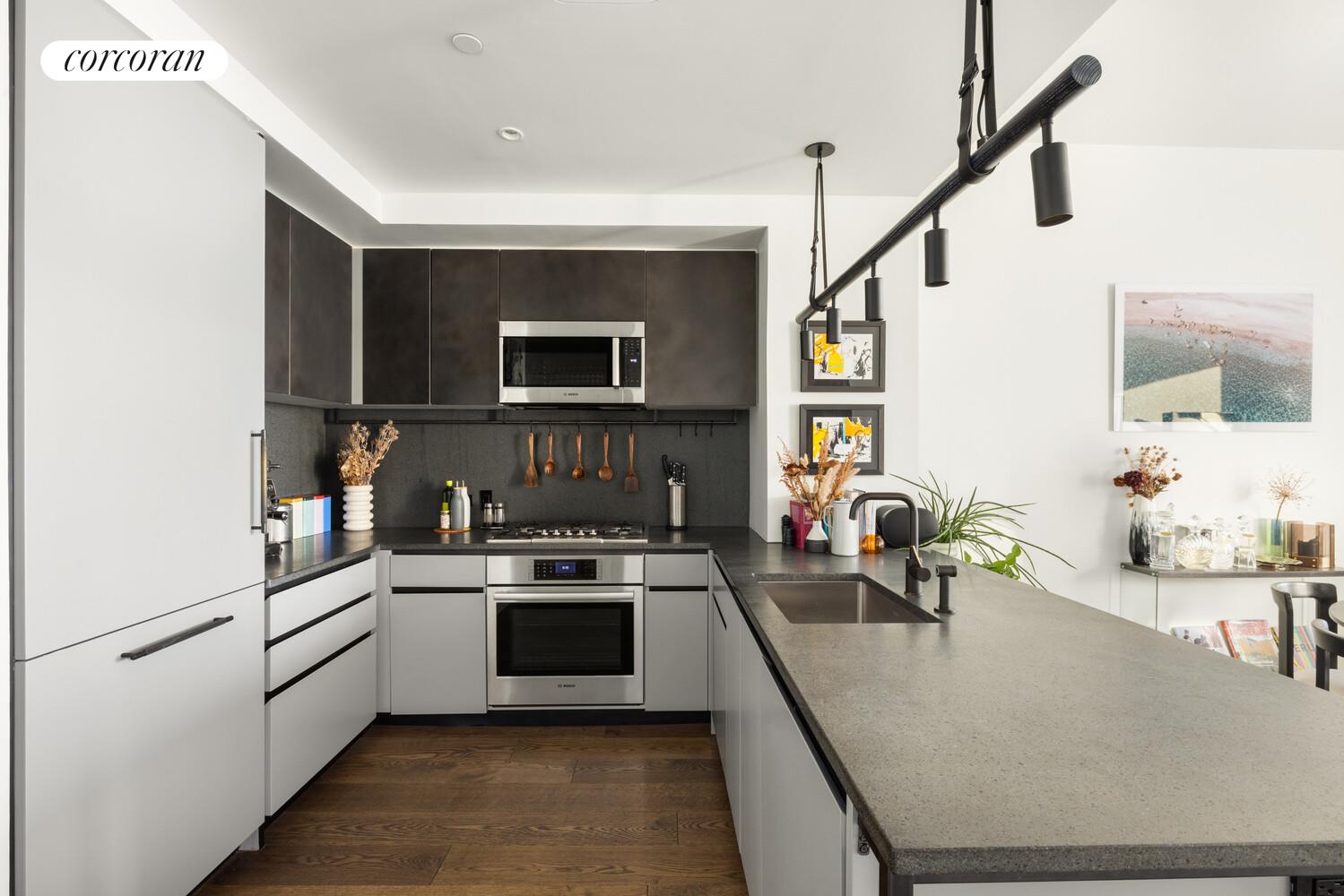11 HOYT Street 45K