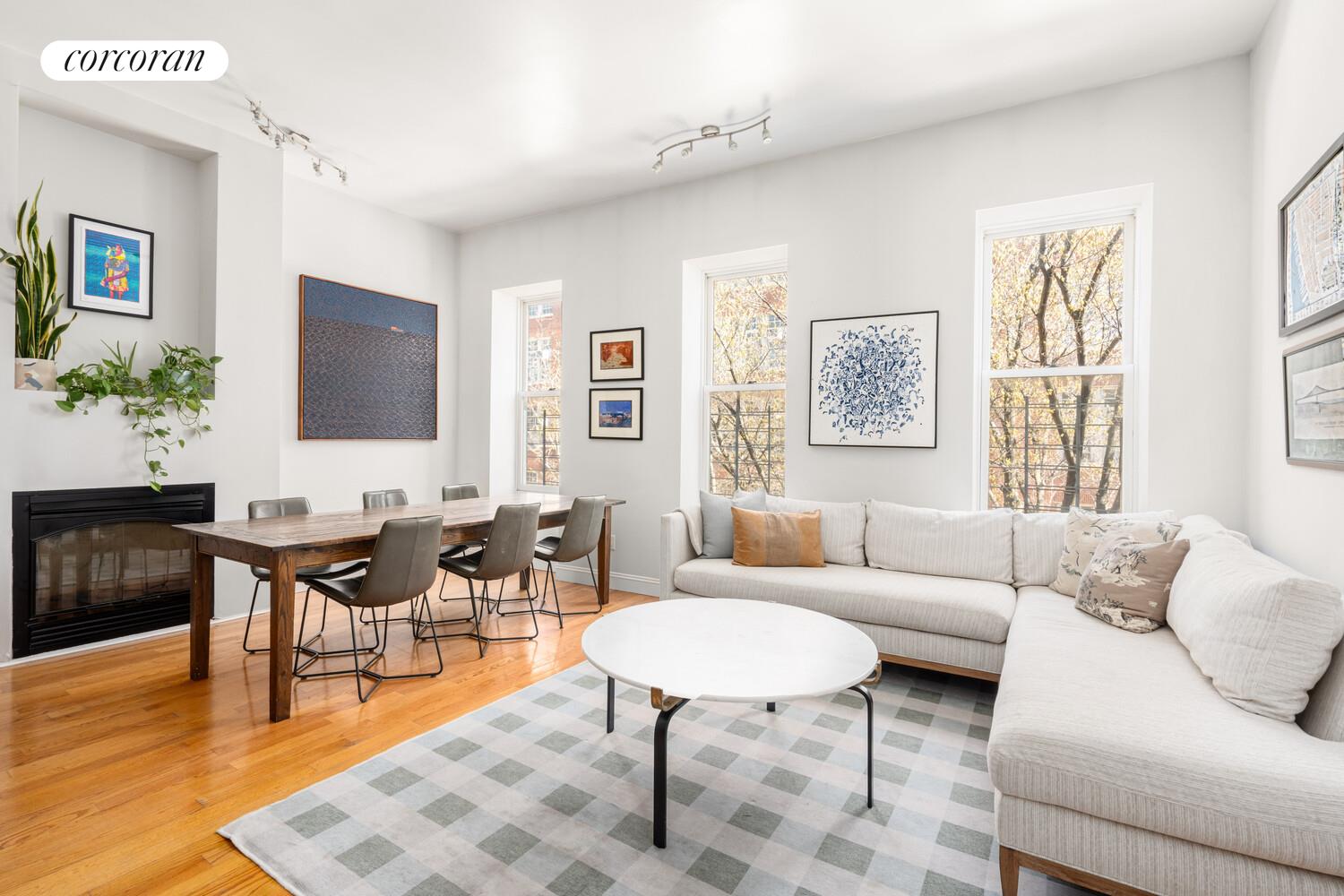 418 HENRY Street 4