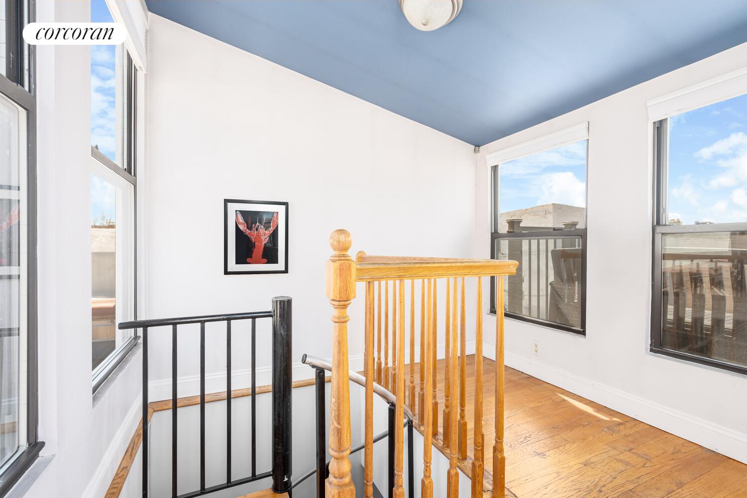 418 HENRY Street 4