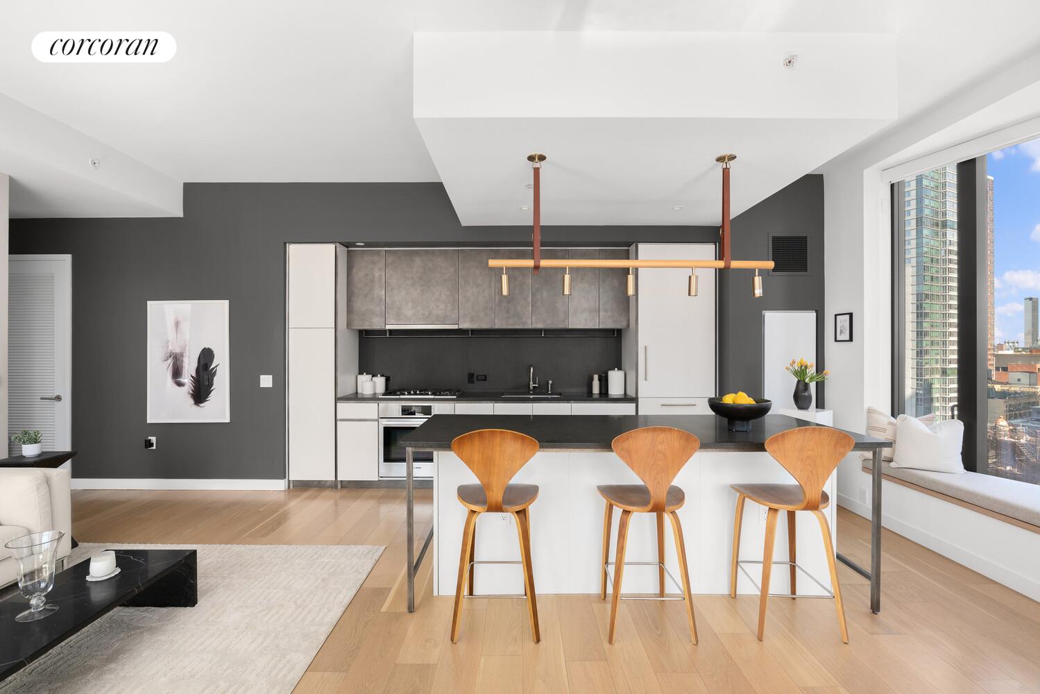 11 HOYT Street 18E