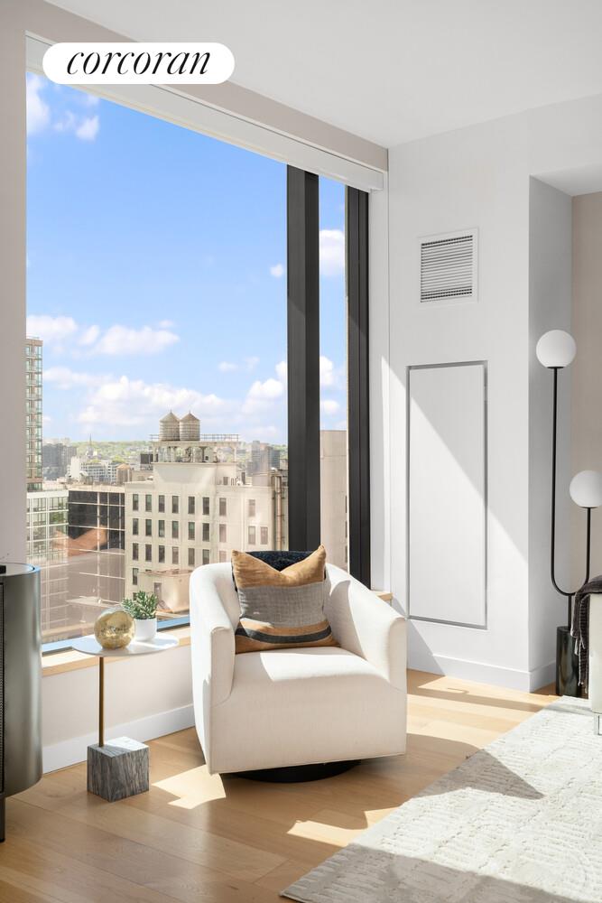 11 HOYT Street 18E