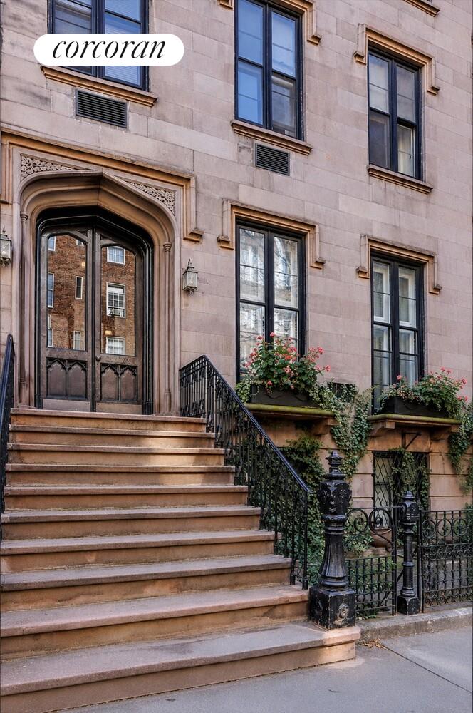 135 HICKS Street 2A