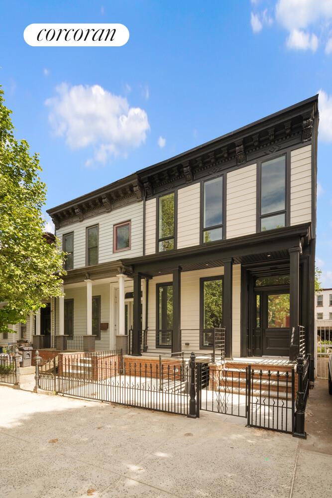 700 MONROE Street