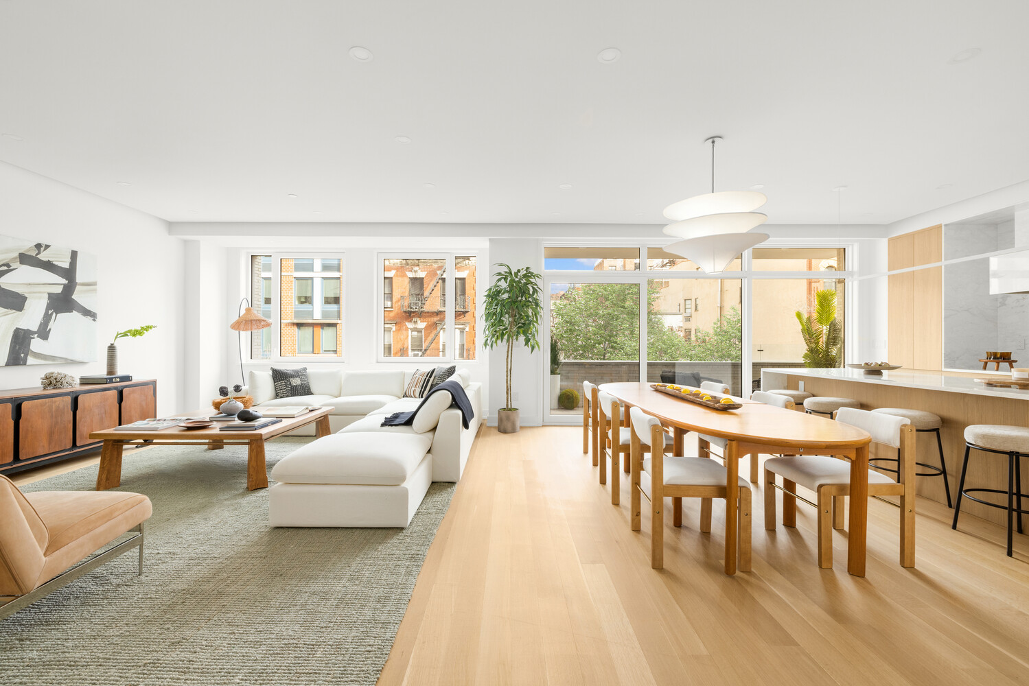 420 E 75TH Street 4