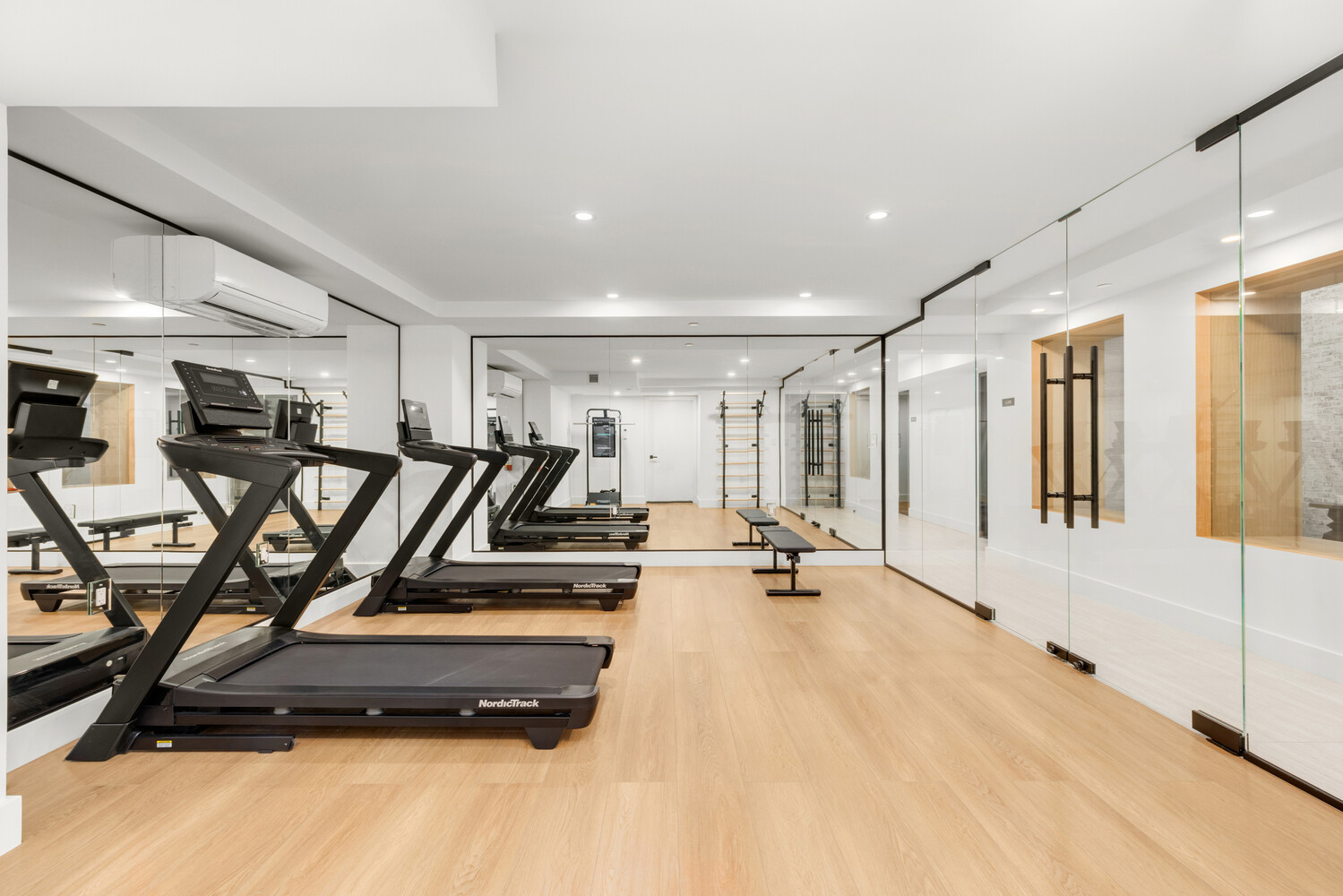 420 E 75TH Street 4
