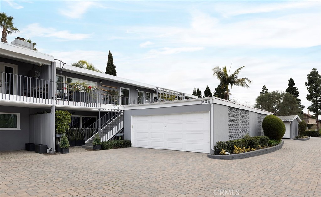 1504 Westcliff Drive 5