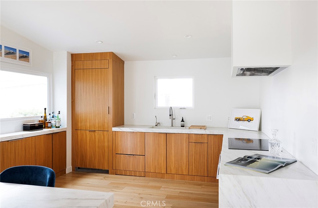 1504 Westcliff Drive 5