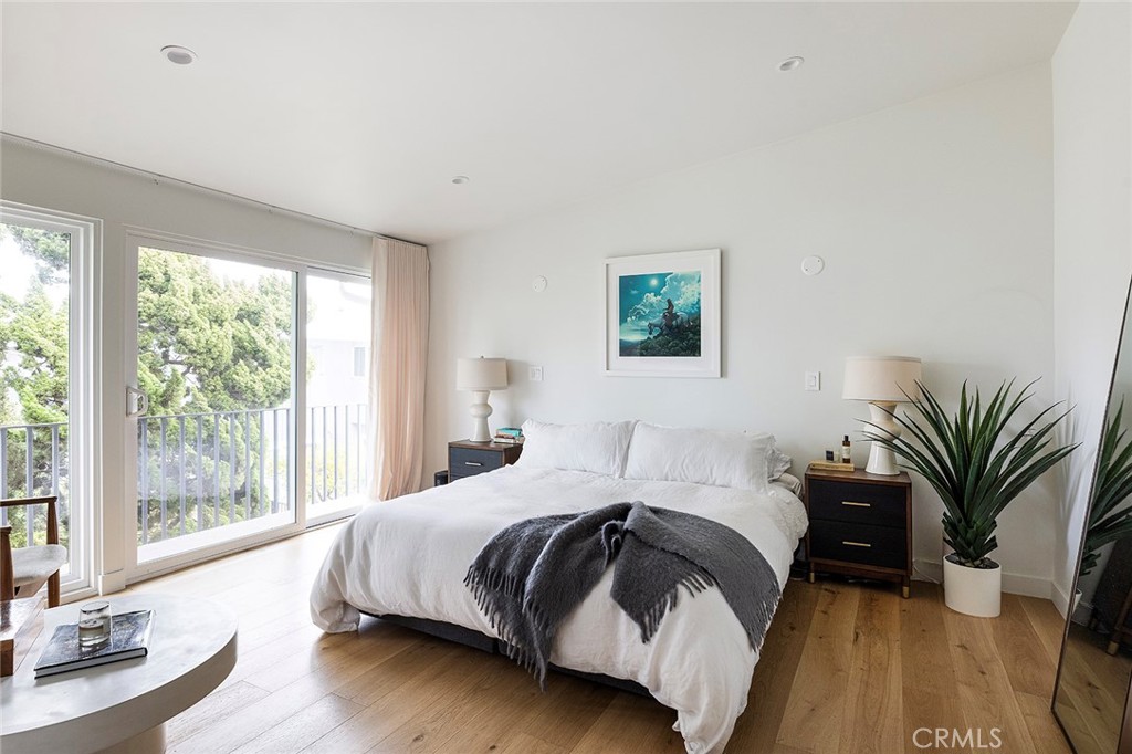 1504 Westcliff Drive 5