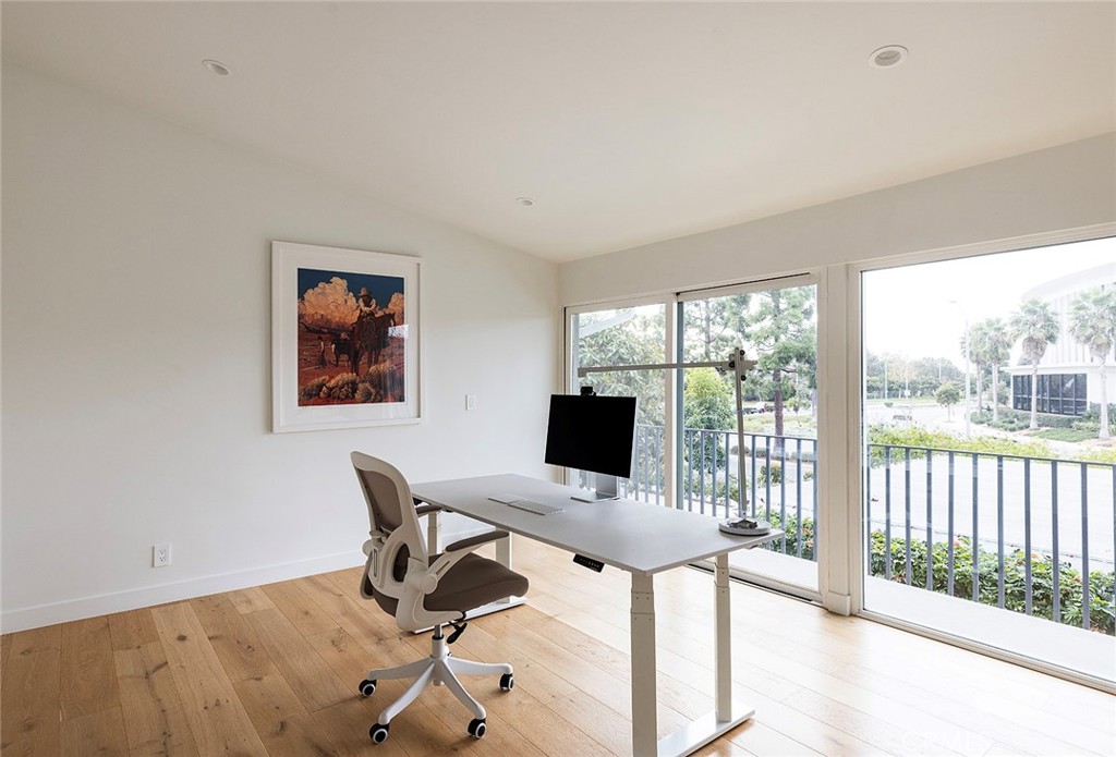 1504 Westcliff Drive 5