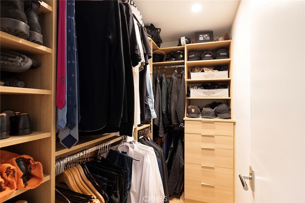 1504 Westcliff Drive 5