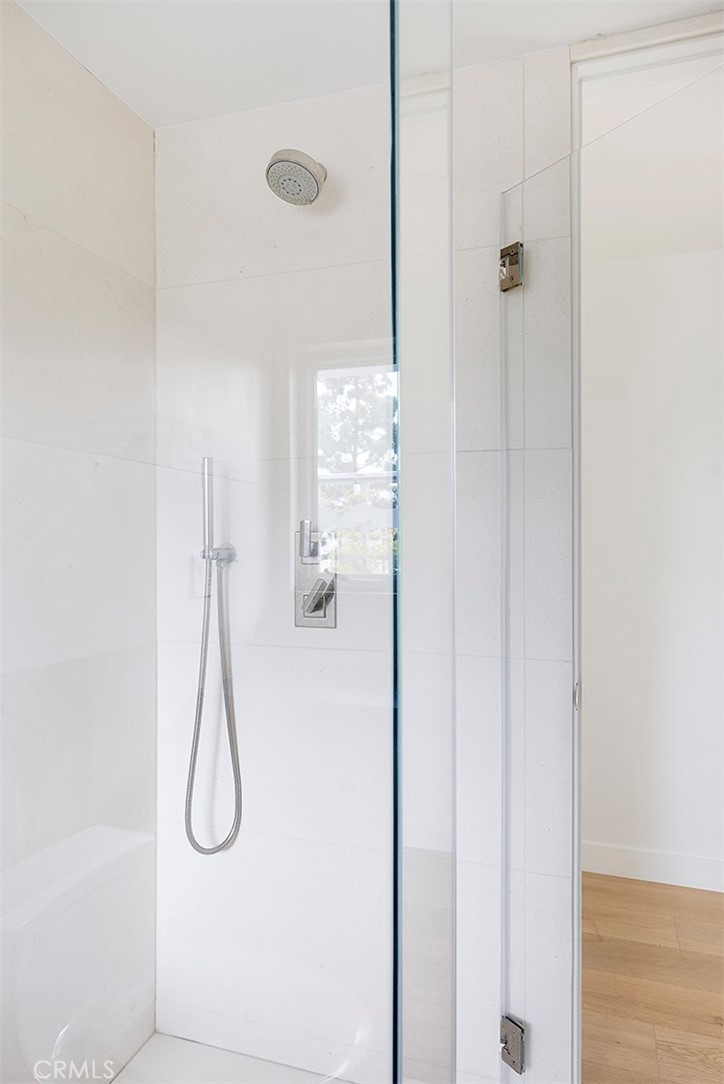 1504 Westcliff Drive 5