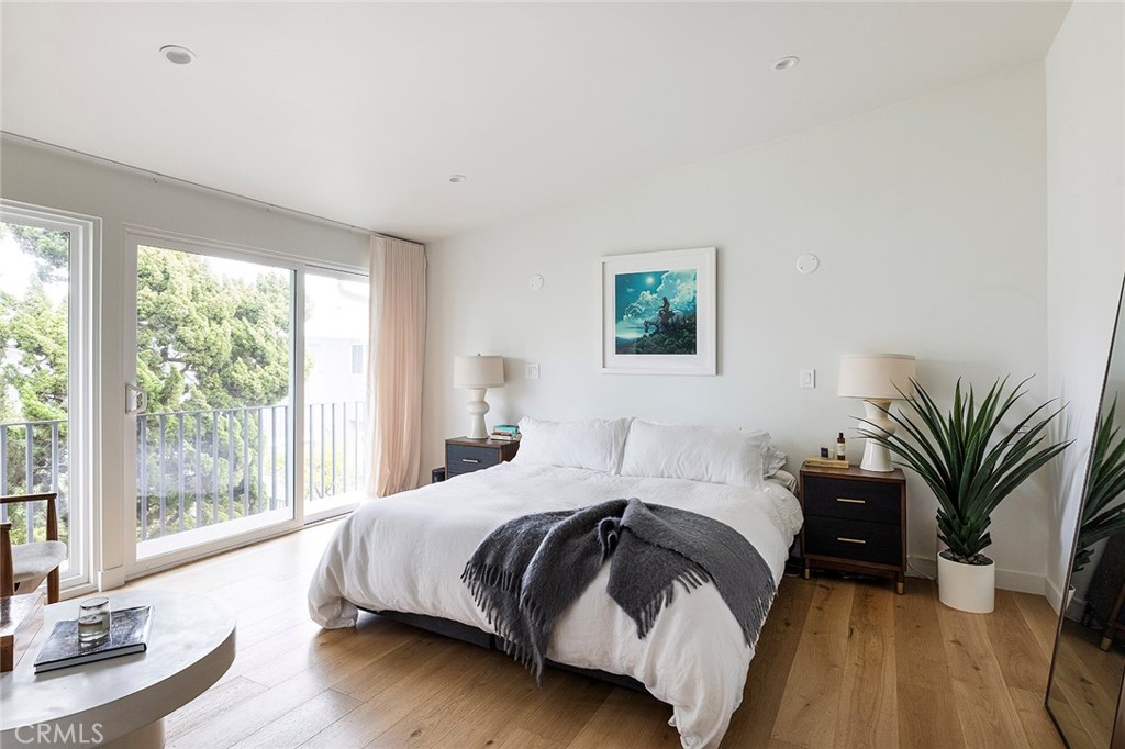 1504 Westcliff Drive 5