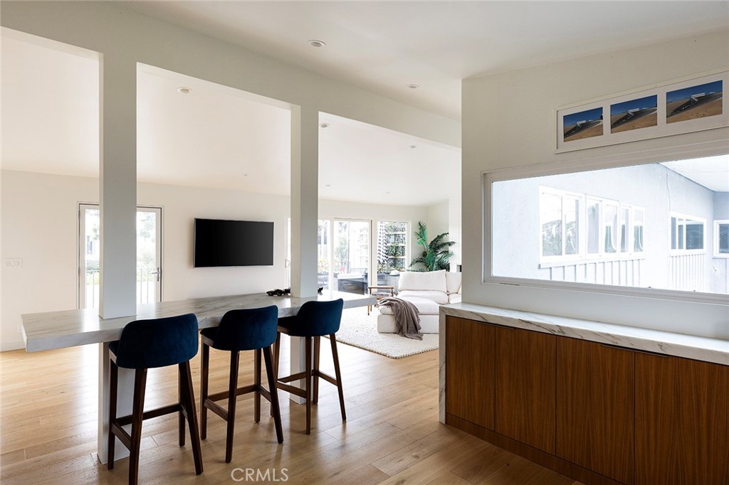 1504 Westcliff Drive 5