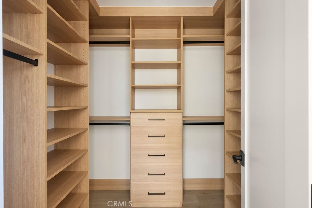 512 1/2 Marigold Avenue