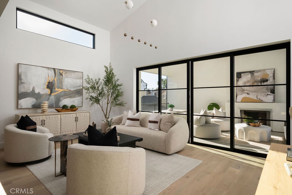 512 1/2 Marigold Avenue