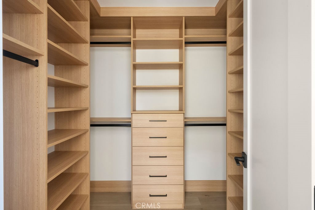 512 1/2 Marigold Avenue