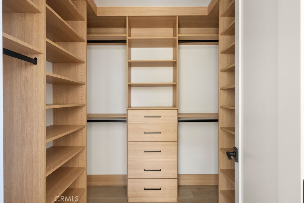 512 1/2 Marigold Avenue