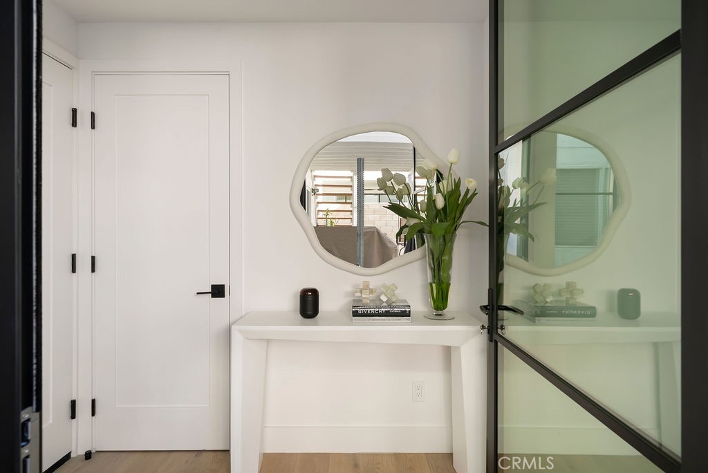 512 1/2 Marigold Avenue