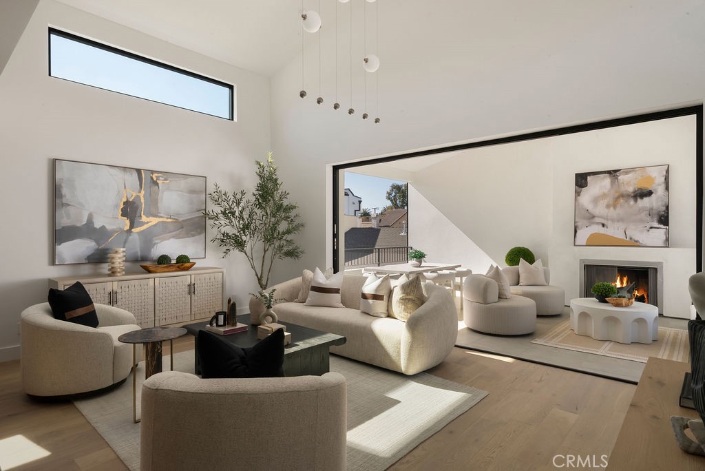 512 1/2 Marigold Avenue