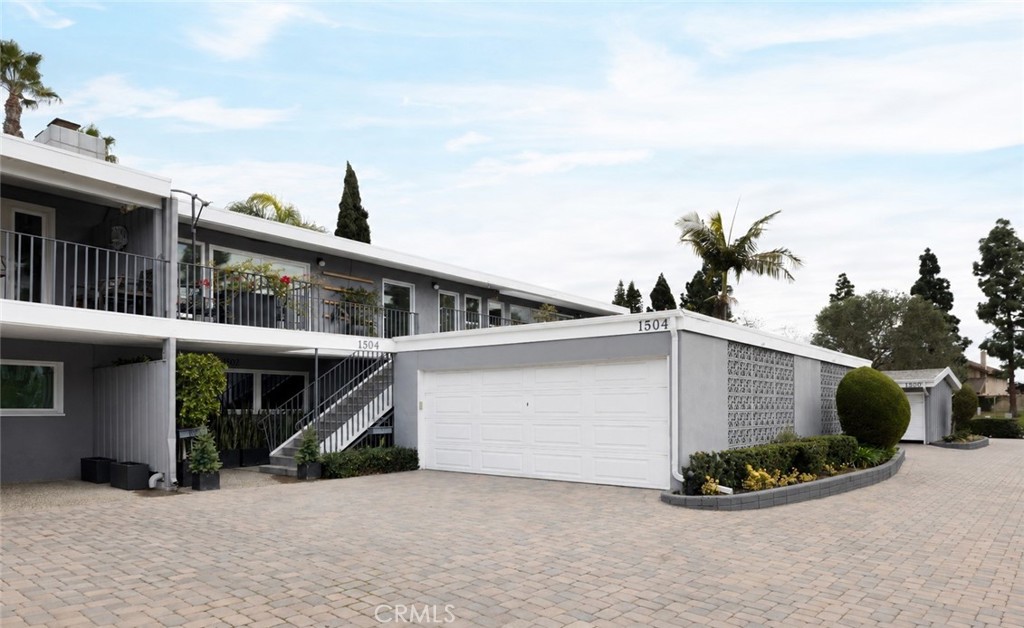 1504 Westcliff Drive 5