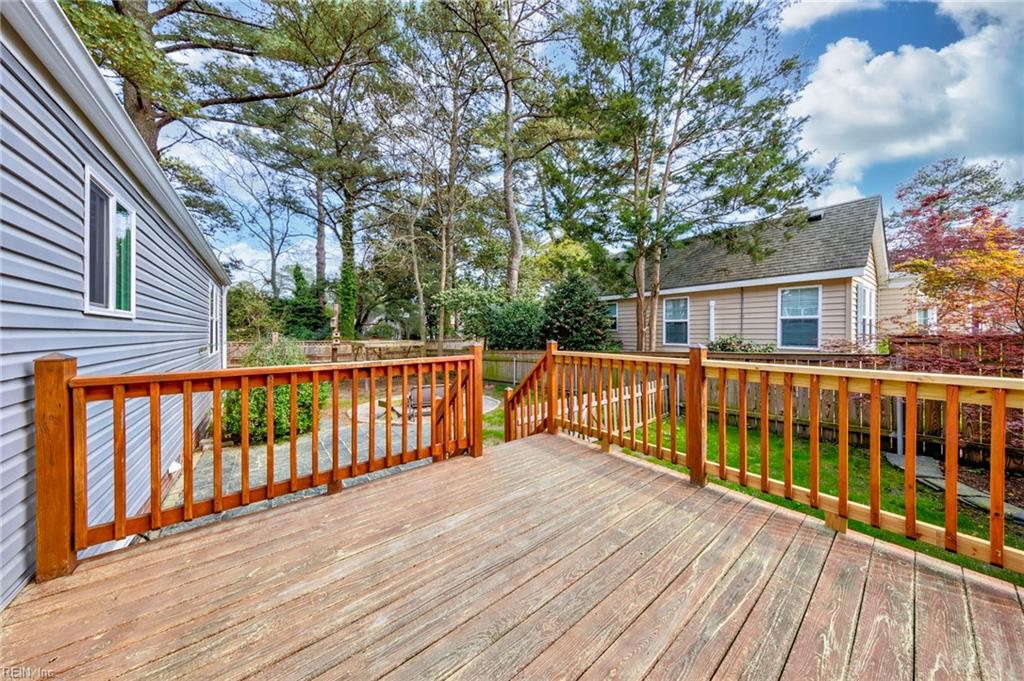 121 E Severn RD