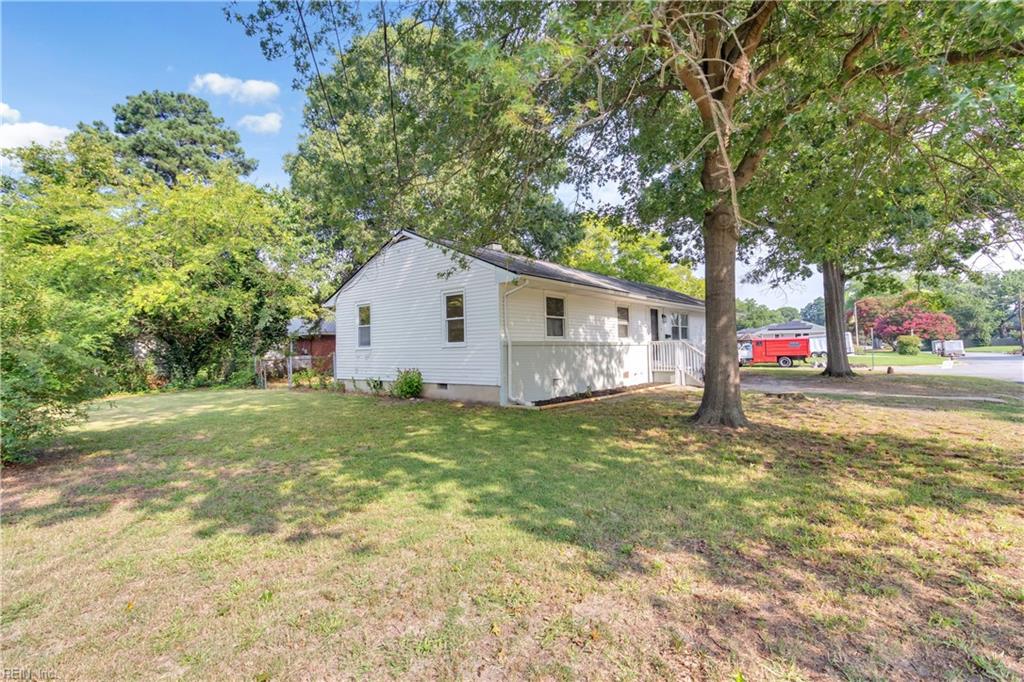 200 Wedgewood DR