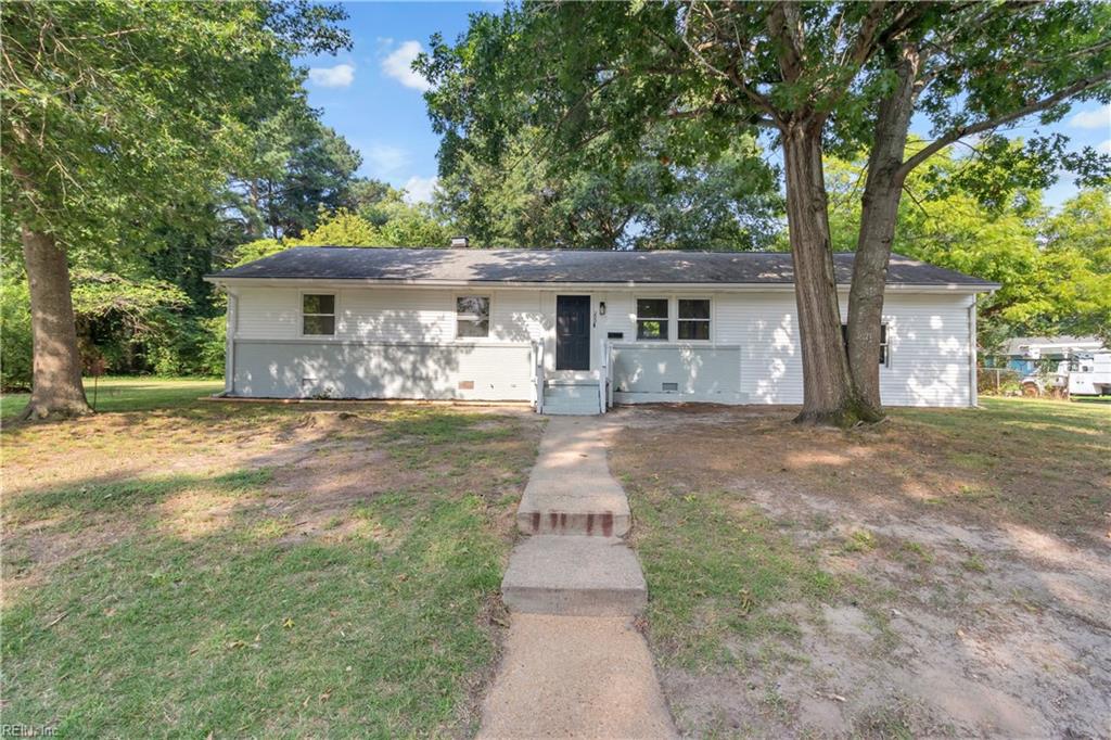 200 Wedgewood DR