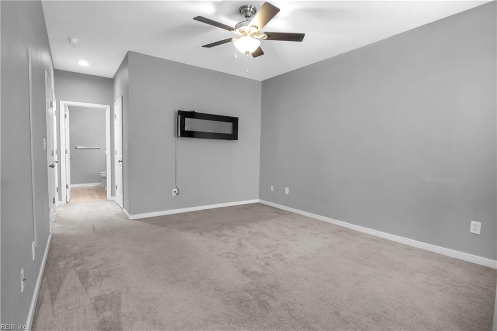 654 Claire LN