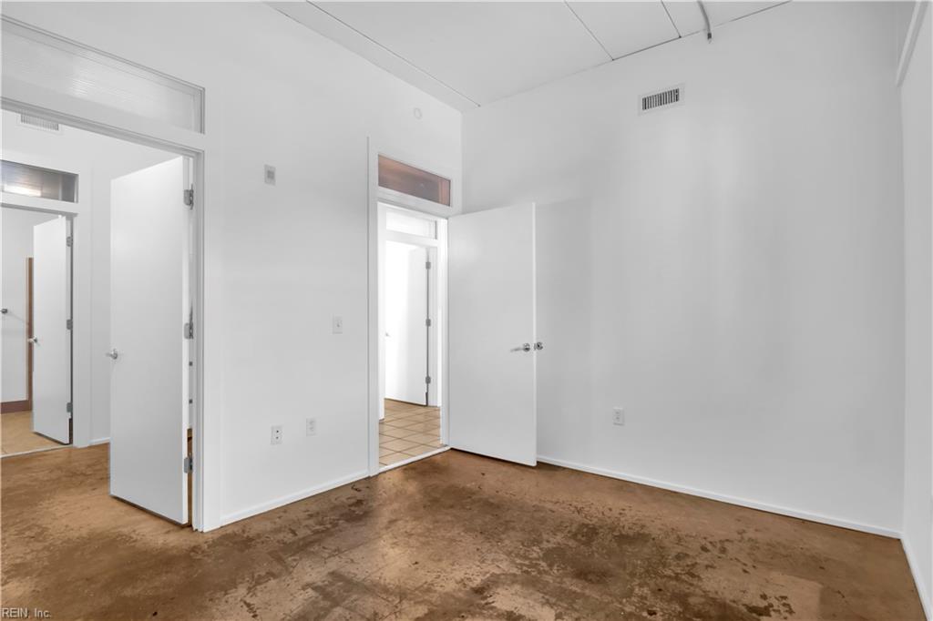 433 Saint Paul's BLVD 2D