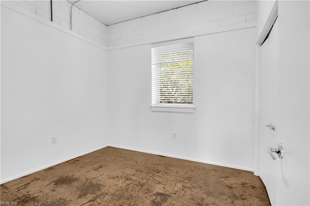 433 Saint Paul's BLVD 2D