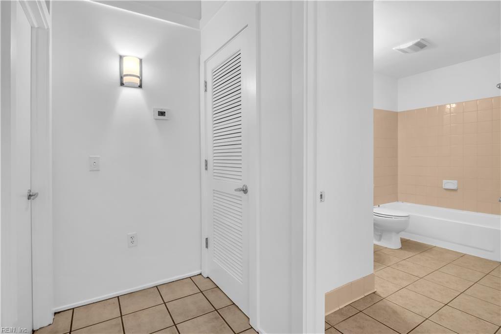 433 Saint Paul's BLVD 2D