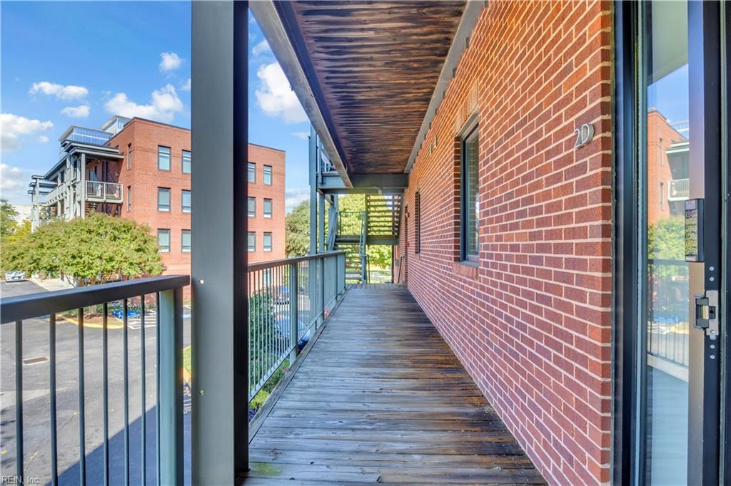 433 Saint Paul's BLVD 2D