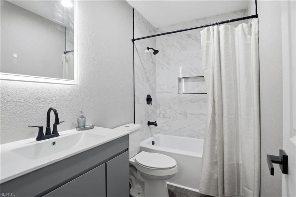 5565 Bennetts Pasture RD