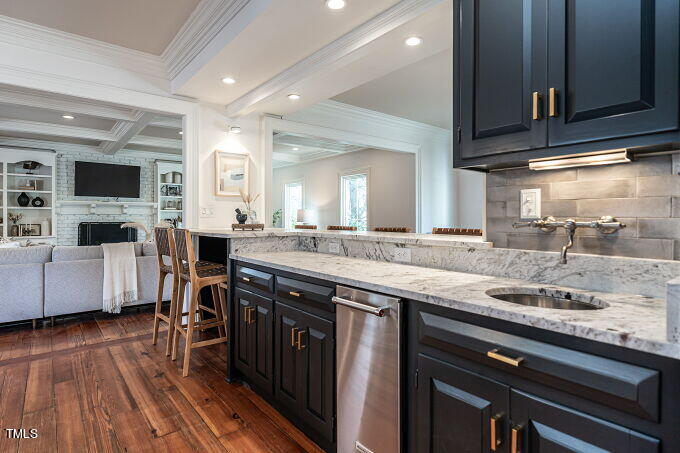 114 Lochinvar Court