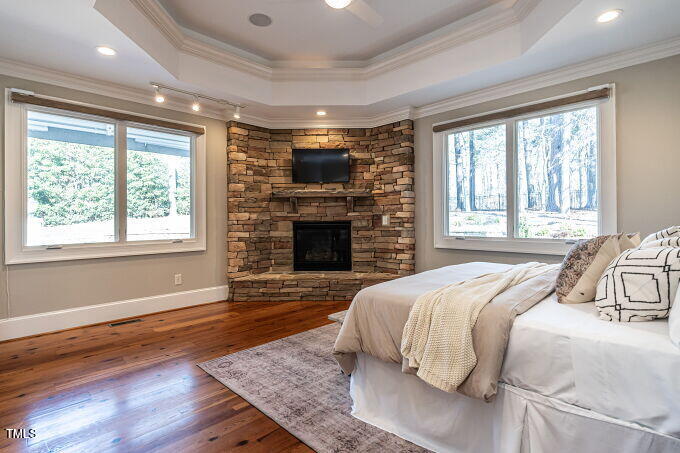 114 Lochinvar Court