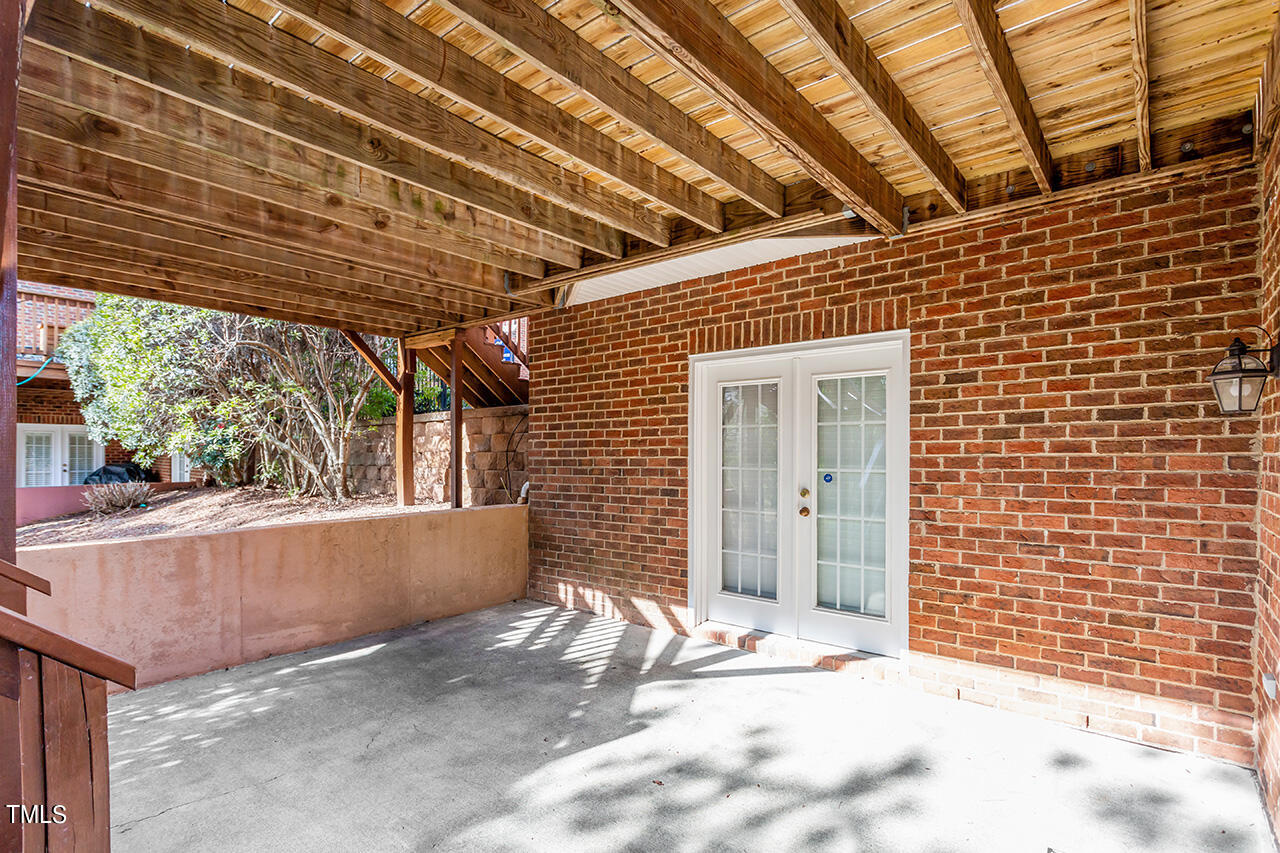 1028 Thistle Briar Place