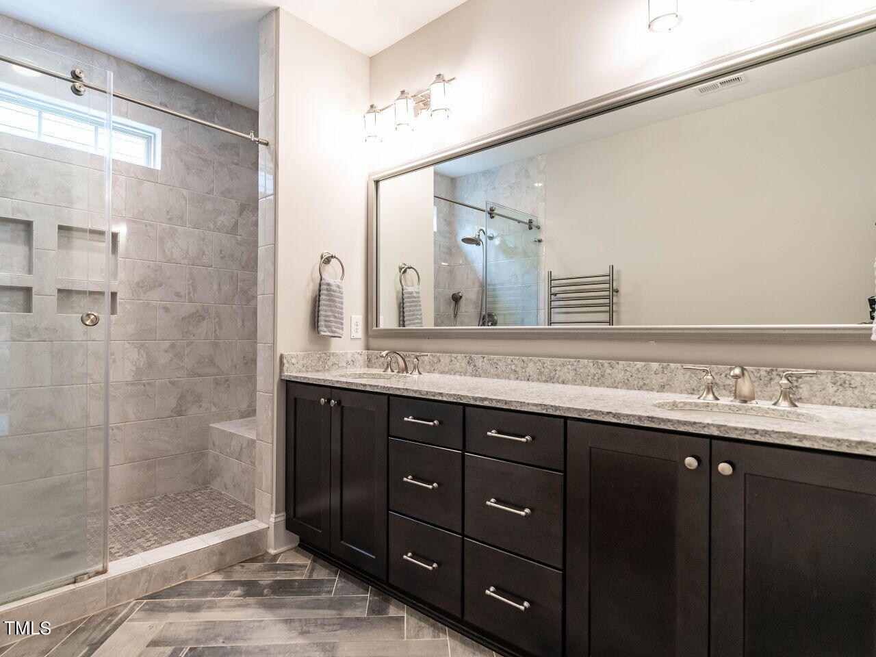 935 Regency Cottage Place