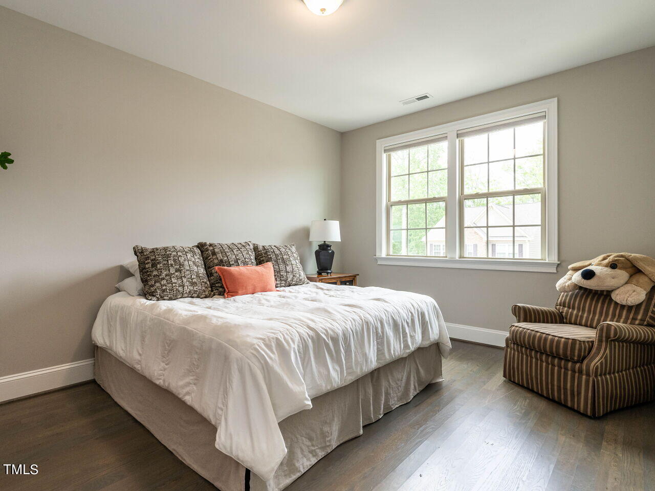 935 Regency Cottage Place