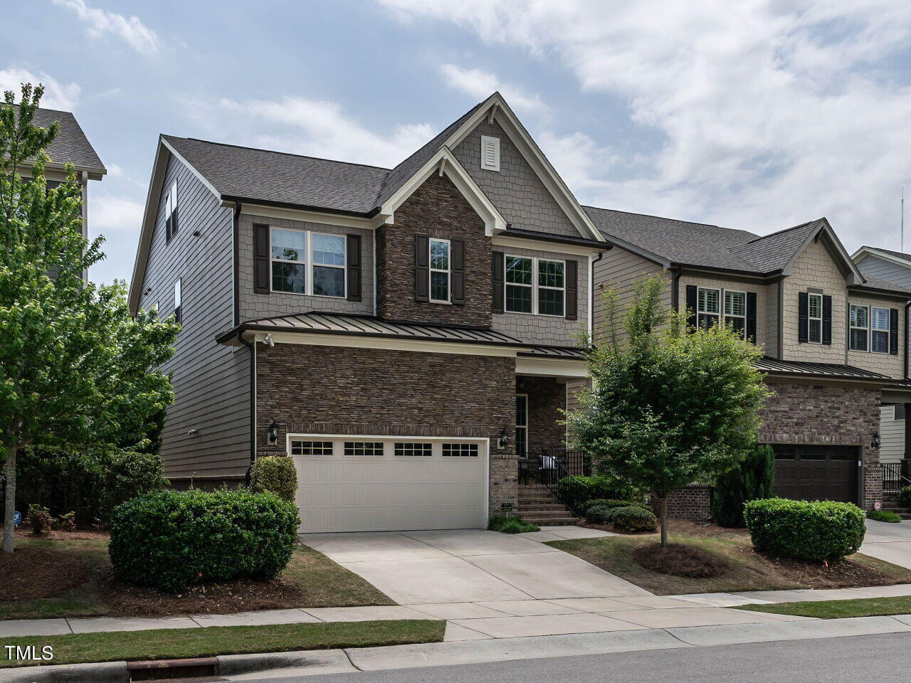 935 Regency Cottage Place