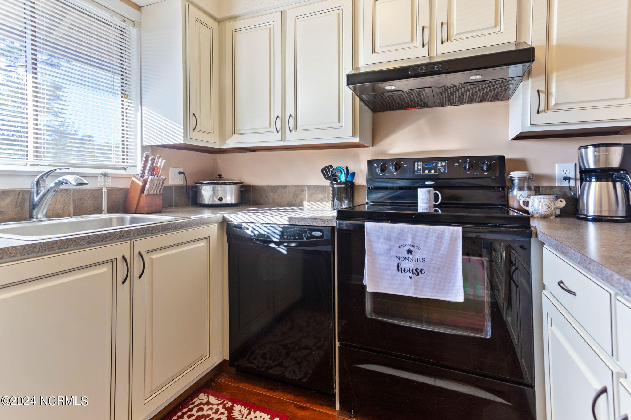 800 Saint Andrews, 260