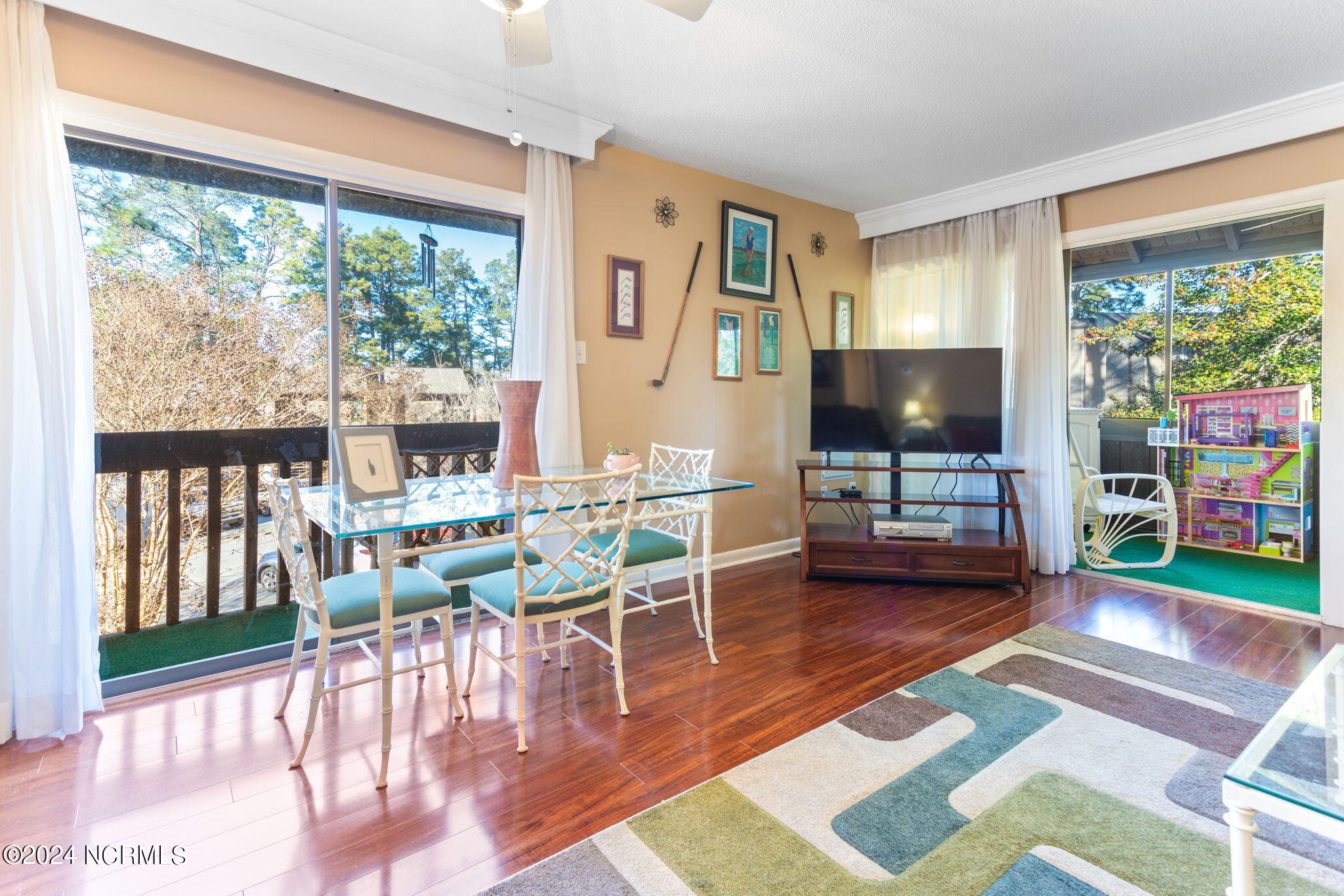 800 Saint Andrews, 260