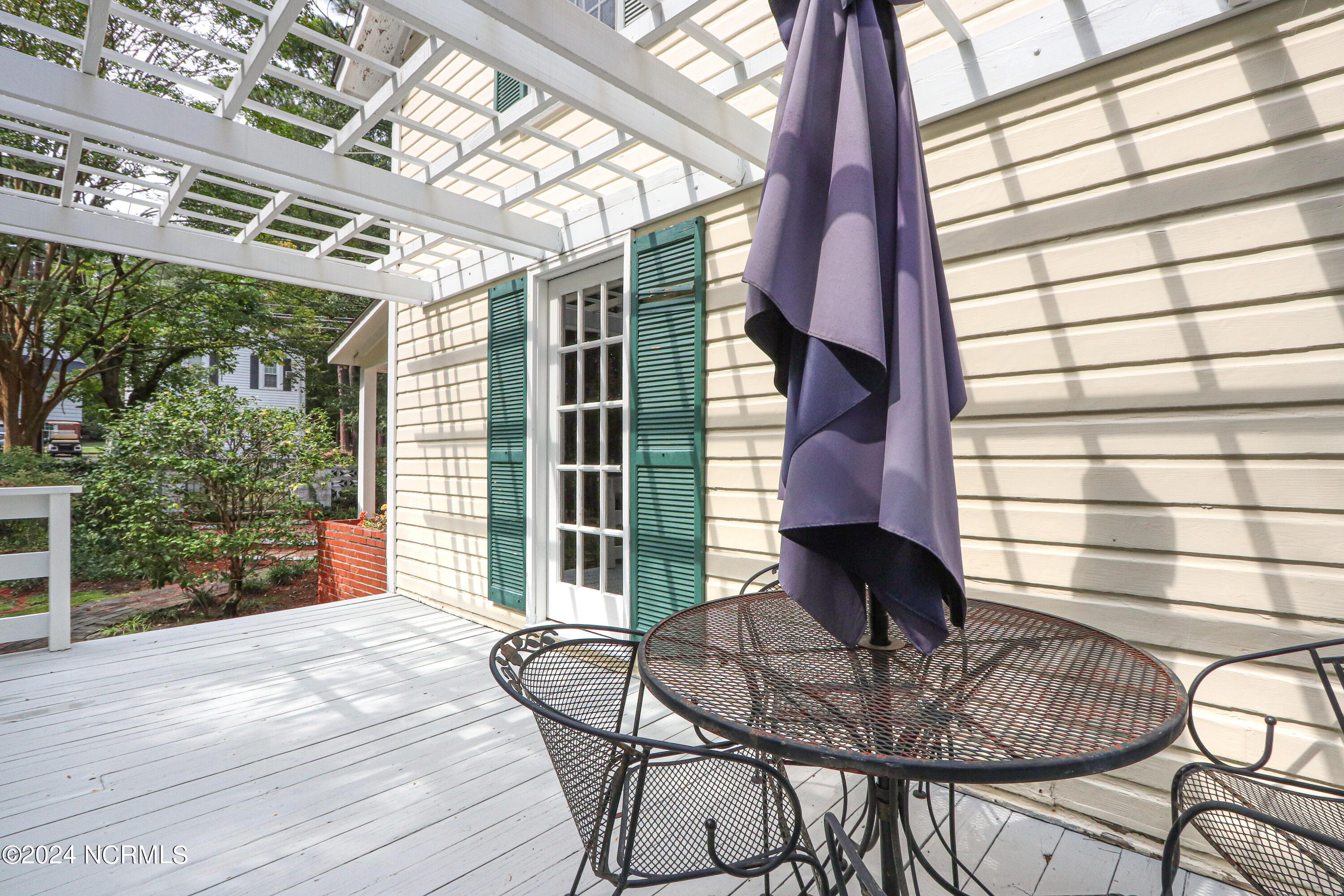 40 Caddell Road