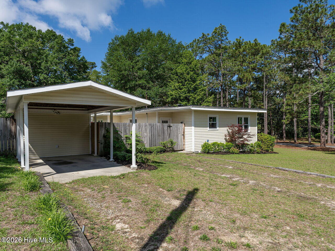 475 N Leak Street