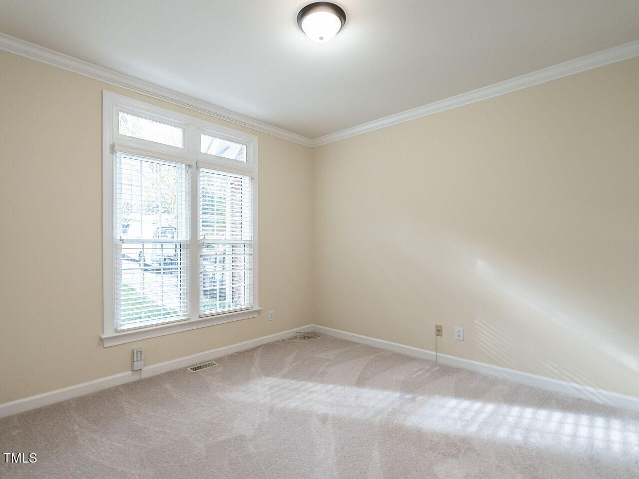 114 N Fern Abbey Lane